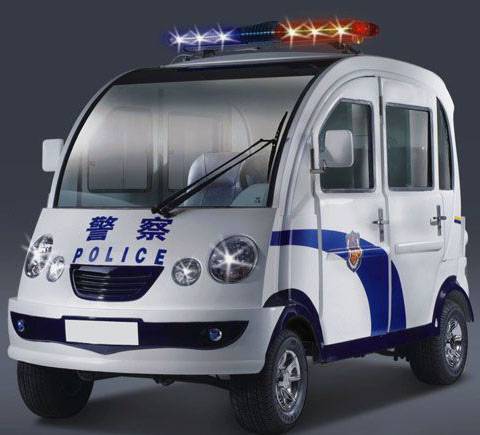 四座封闭巡逻警车